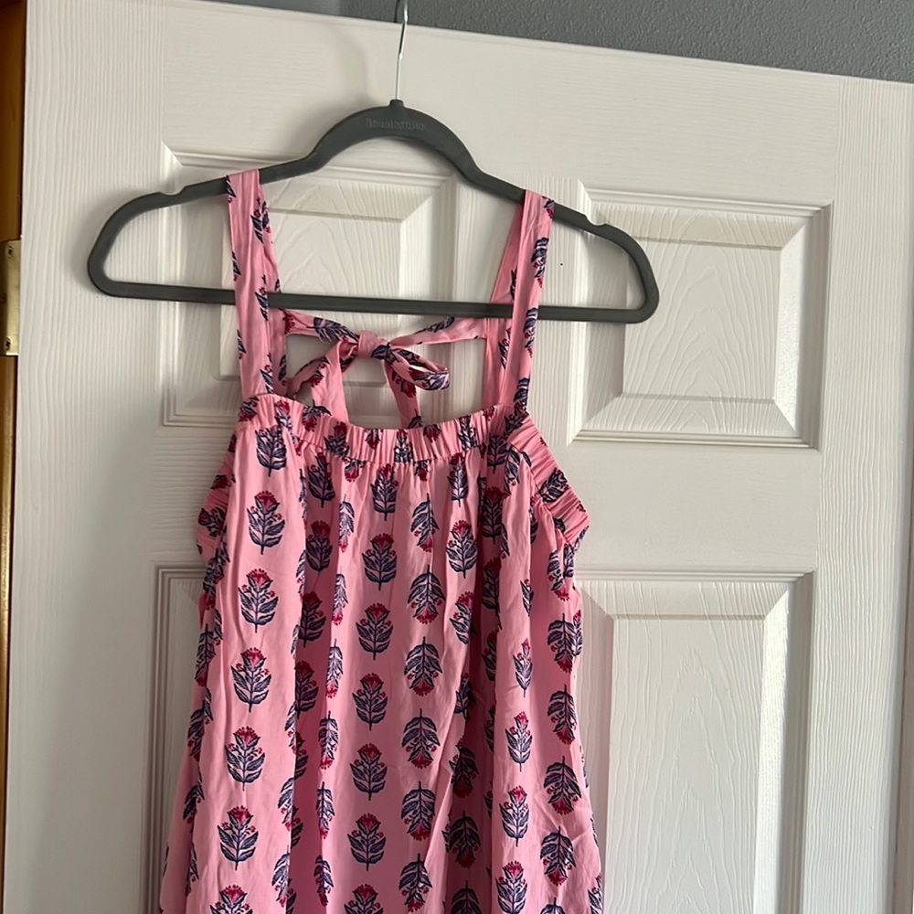 Never worn, brand new w/o tags, pink maxi from Old Navy